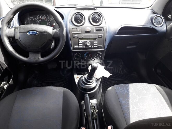 Ford Fiesta 2006, 140,000 km - 1.4 l - Bakı