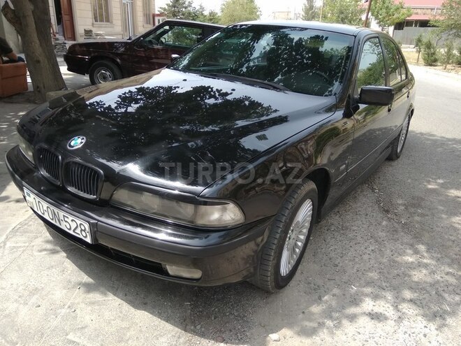 BMW 528 1996, 293,000 km - 2.8 л - Sumqayıt
