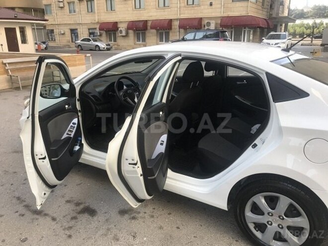 Hyundai Accent 2014, 98,000 km - 1.6 л - Bakı