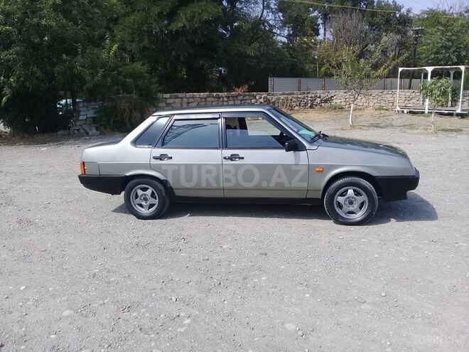 LADA (VAZ) 21099 2000, 345,256 km - 1.5 l - Xudat