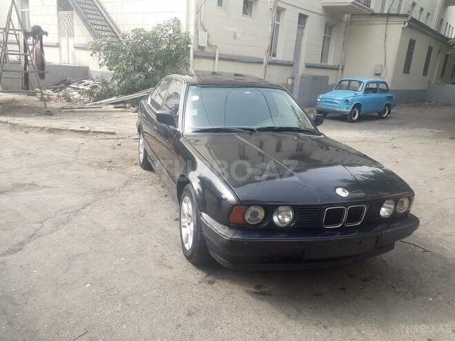 BMW 525 1989, 223,586 km - 2.7 l - Bakı