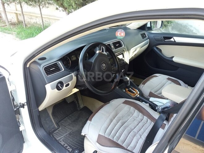 Volkswagen Jetta 2014, 88,000 km - 1.8 l - Bakı