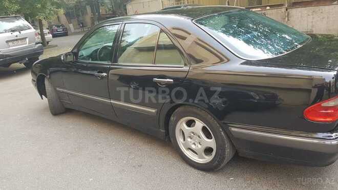 Mercedes E 220 1999, 355,000 km - 2.2 l - Bakı