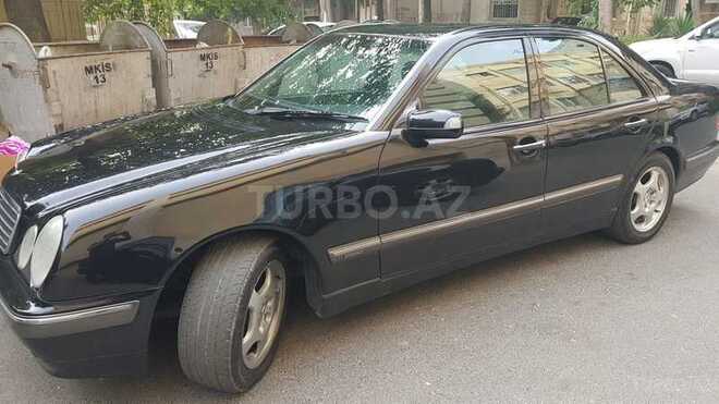 Mercedes E 220 1999, 355,000 km - 2.2 l - Bakı