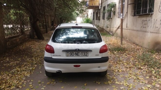 Peugeot 206 2003, 202,000 km - 1.4 l - Bakı