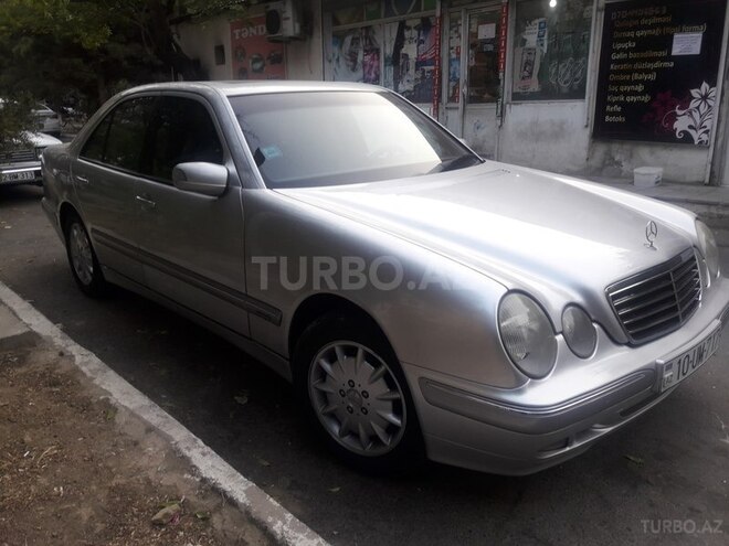 Mercedes E 280 2000, 313,000 km - 2.8 l - Bakı