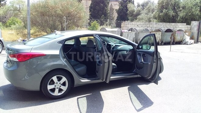 Hyundai Elantra 2013, 85,600 km - 1.8 l - Bakı