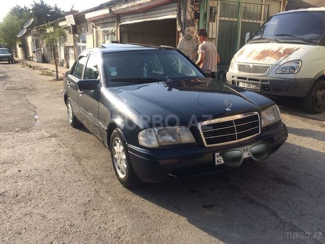 Mercedes C 180 1994, 322,000 km - 1.8 л - Bakı