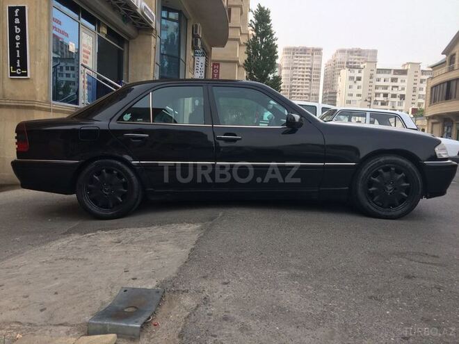Mercedes C 230 1999, 291,000 km - 2.3 l - Bakı