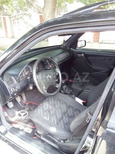 Mercedes C 180 1999, 325,682 km - 1.8 l - Gəncə