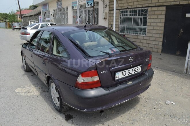 Opel Vectra 1997, 338,000 km - 2.0 l - Balakən