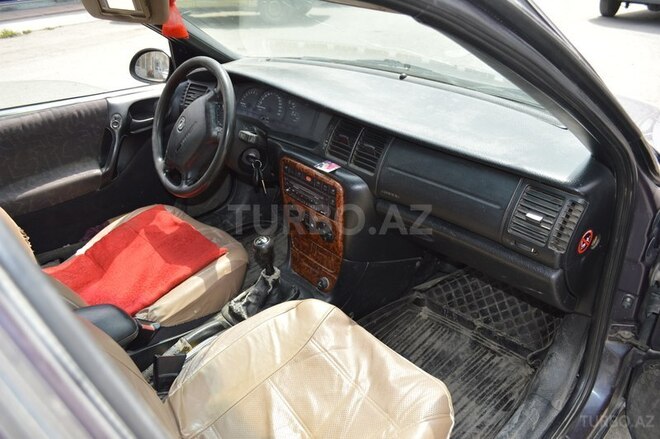 Opel Vectra 1997, 338,000 km - 2.0 l - Balakən