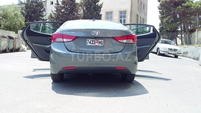 Hyundai Elantra 2014, 84,000 km - 1.8 л - Bakı