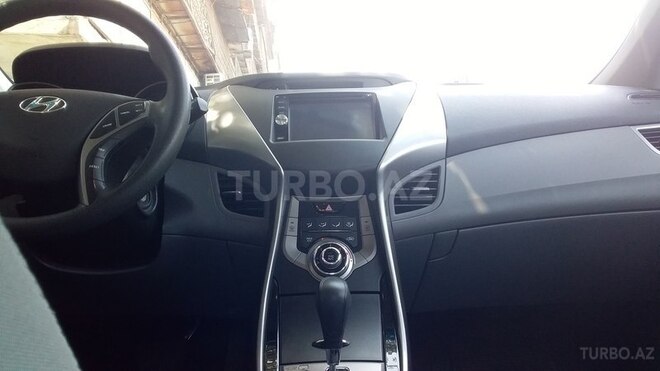 Hyundai Elantra 2014, 84,000 km - 1.8 л - Bakı