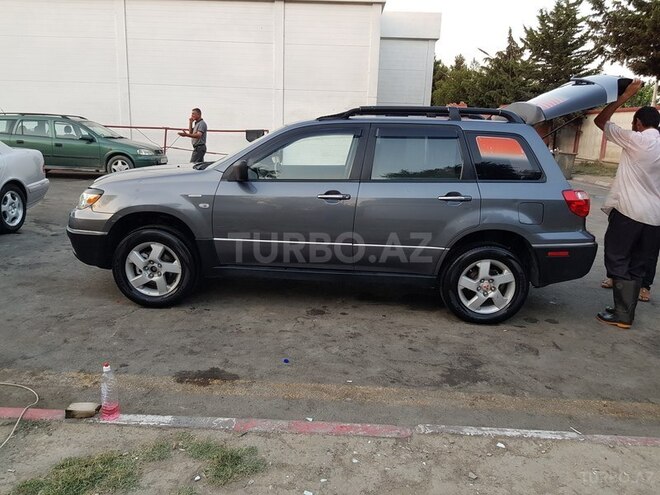 Mitsubishi Outlander 2006, 82,000 km - 2.4 l - Bakı