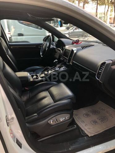 Porsche Cayenne 2012, 70,000 km - 3.6 л - Bakı