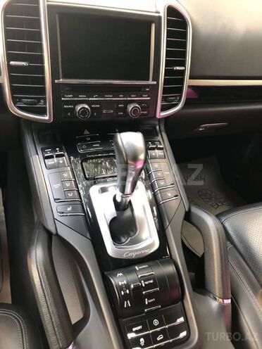 Porsche Cayenne 2012, 70,000 km - 3.6 л - Bakı