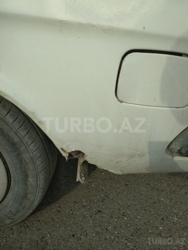 GAZ 3110 1998, 220,000 km - 2.3 l - Qusar