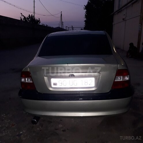 Opel Vectra 1996, 235,000 km - 2.0 l - Bakı
