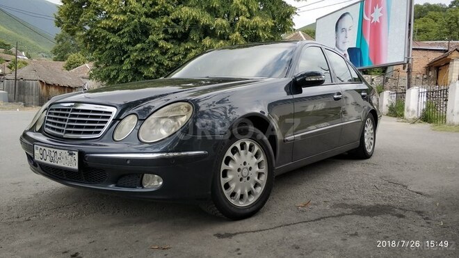 Mercedes E 220 2002, 255,000 km - 2.2 l - Şəki