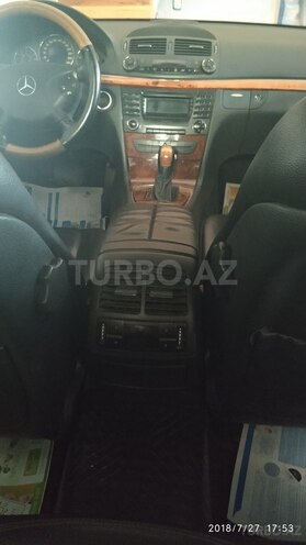 Mercedes E 220 2002, 255,000 km - 2.2 l - Şəki