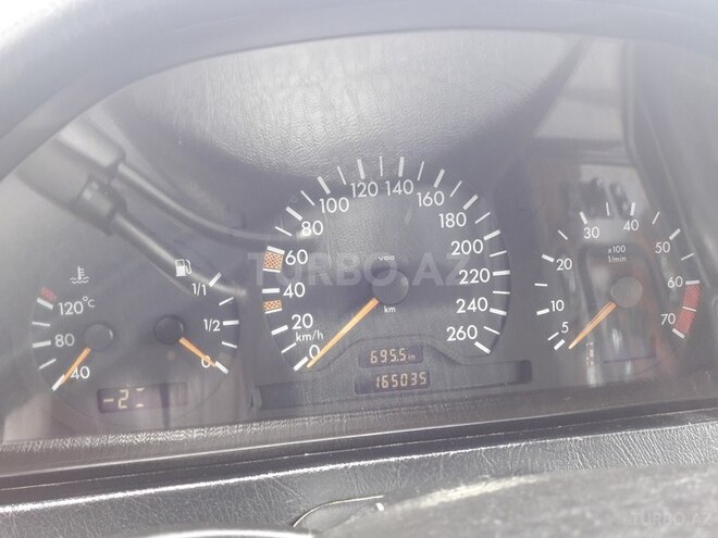 Mercedes C 240 2000, 165,000 km - 2.4 l - Sabirabad