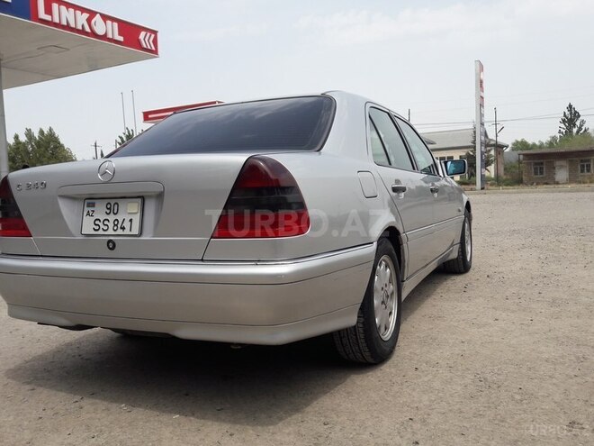 Mercedes C 240 2000, 165,000 km - 2.4 l - Sabirabad