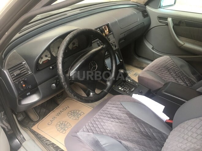 Mercedes C 230 1999, 289,743 km - 2.3 л - Bakı