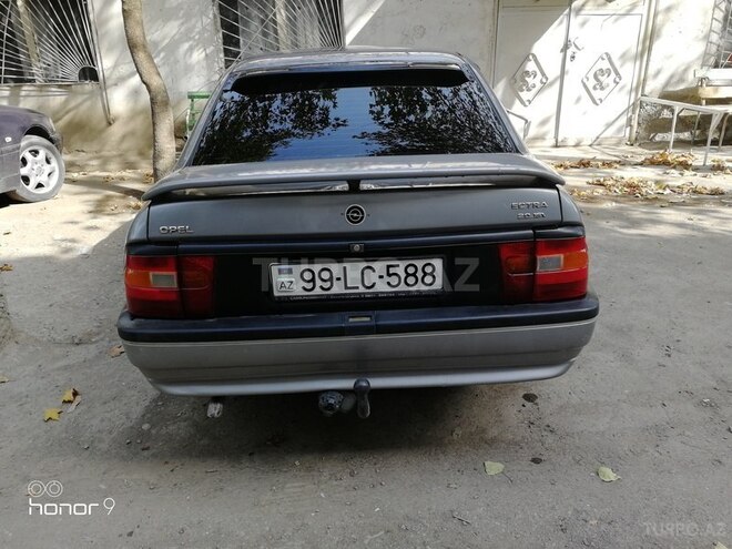 Opel Vectra 1995, 348,254 km - 2.0 l - Gəncə