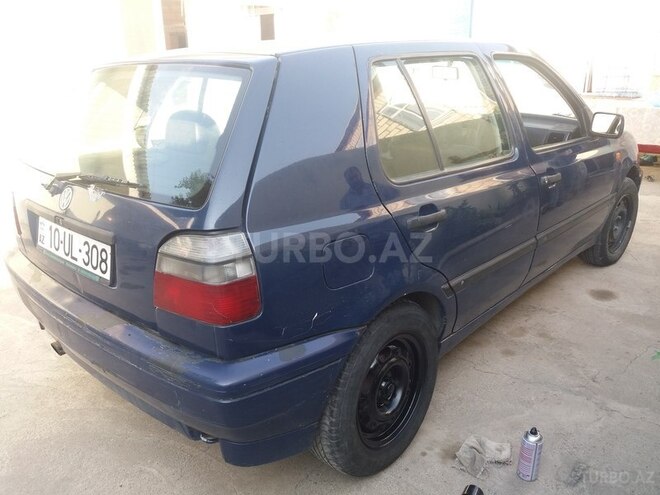 Volkswagen Golf 1993, 213,452 km - 1.6 l - Bakı