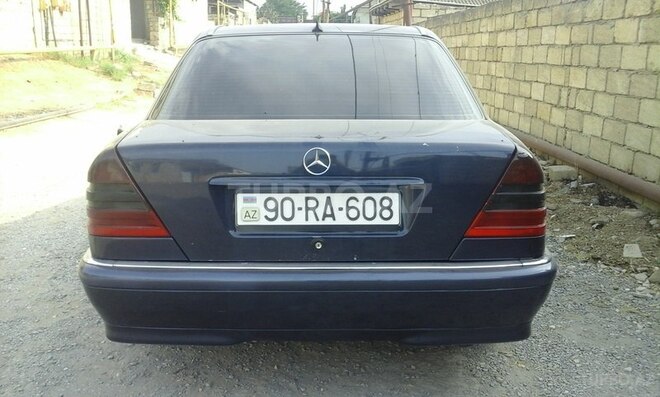 Mercedes C 220 1996, 196,000 km - 2.2 л - Bakı