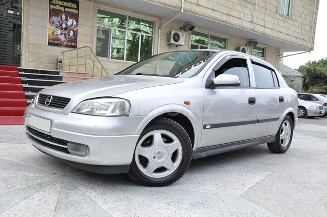 Opel Astra 1998, 242,745 km - 2.0 l - Bakı