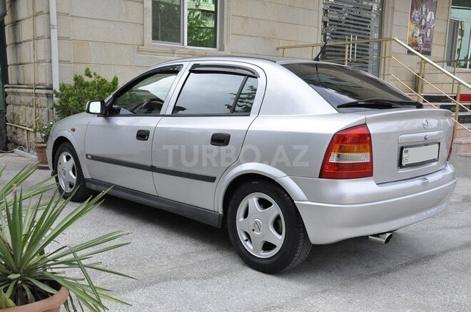 Opel Astra 1998, 242,745 km - 2.0 l - Bakı