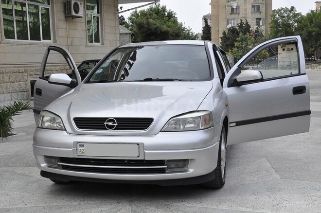 Opel Astra 1998, 242,745 km - 2.0 l - Bakı