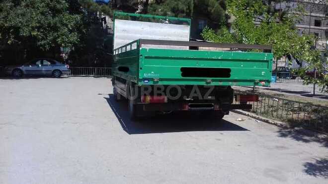 Mercedes Atego 817 1999, 393,032 km - 20.0 l - Sumqayıt