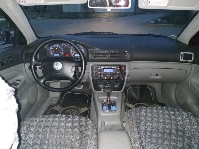 Volkswagen Passat 2003, 201,412 km - 1.8 l - Gəncə