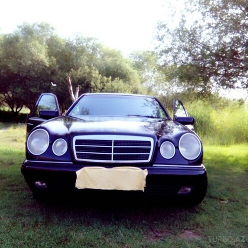 Mercedes E 230 1997, 385,000 km - 2.3 l - Bakı