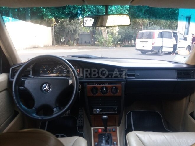 Mercedes 190 1991, 420,000 km - 2.0 l - Mingəçevir