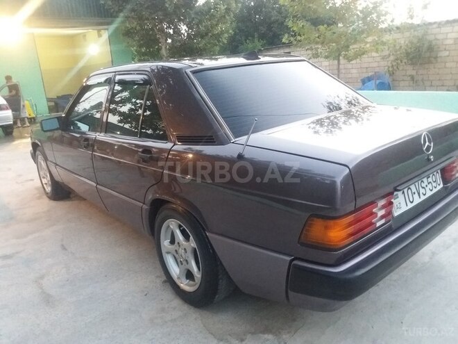 Mercedes 190 1991, 420,000 km - 2.0 l - Mingəçevir