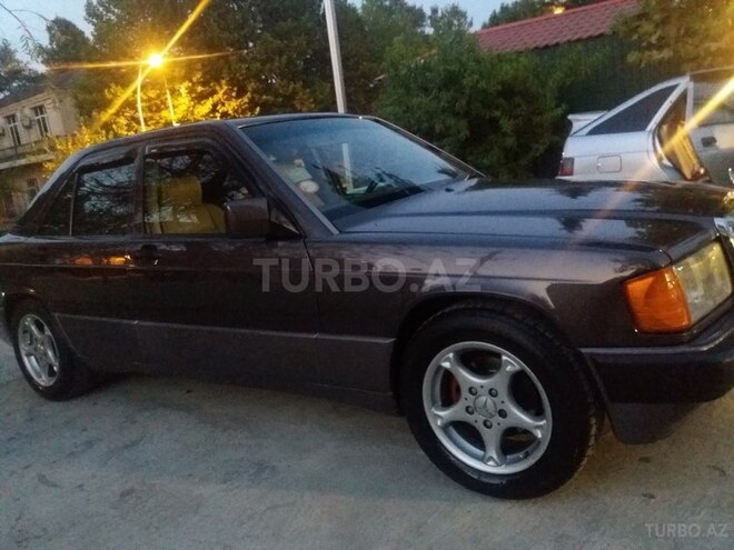 Mercedes 190 1991, 410,000 km - 2.0 л - Mingəçevir