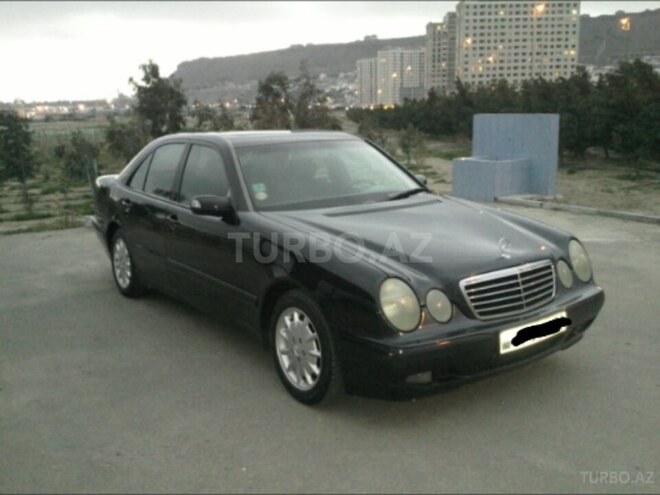 Mercedes E 220 2001, 384,000 km - 2.2 л - Bakı