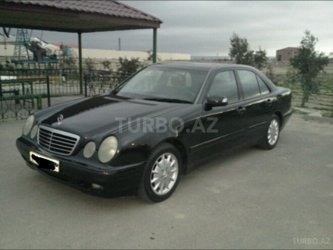 Mercedes E 220 2001, 384,000 km - 2.2 л - Bakı