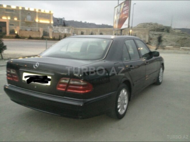 Mercedes E 220 2001, 384,000 km - 2.2 л - Bakı