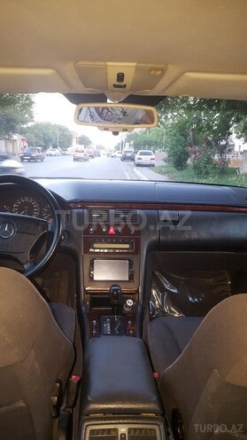 Mercedes E 230 1995, 358,000 km - 2.3 l - Bakı