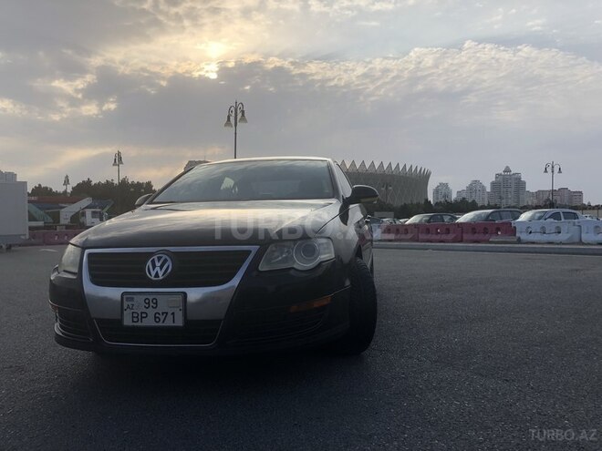 Volkswagen Passat 2005, 253,500 km - 2.0 l - Bakı