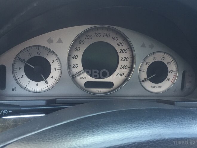 Mercedes E 500 2002, 257,000 km - 5.0 l - Bakı