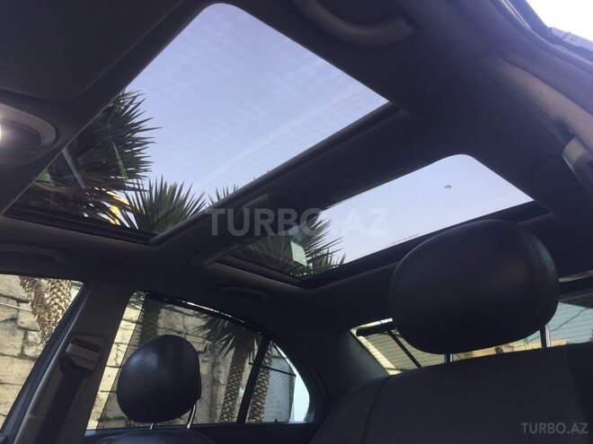 Mercedes E 500 2002, 257,000 km - 5.0 l - Bakı