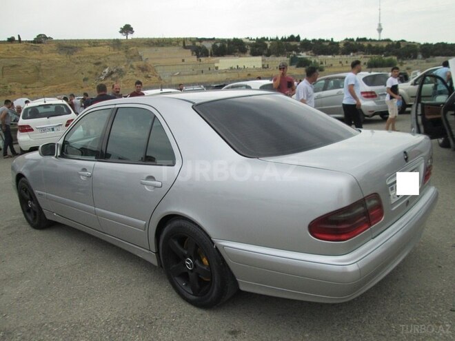 Mercedes E 220 1999, 400,000 km - 2.2 l - Bakı