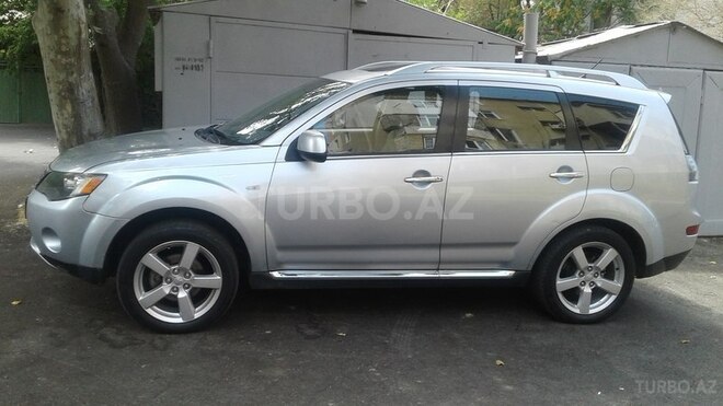 Mitsubishi Outlander 2008, 250,000 km - 3.0 l - Bakı