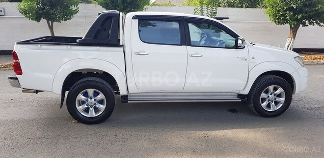 Toyota Hilux 2010, 18,000 km - 0.3 l - Ağdaş
